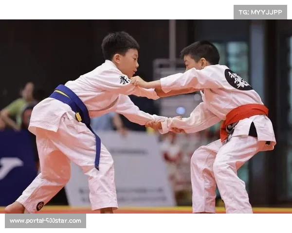 劣势转换案例:独臂男孩柔道夺冠,心理战术制胜 劣势转换案例:独臂男孩柔道夺冠,心理战术制胜