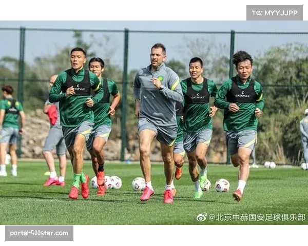 幕后英雄：探访日本队体能教练团队，解析其独特的疲劳恢复方案